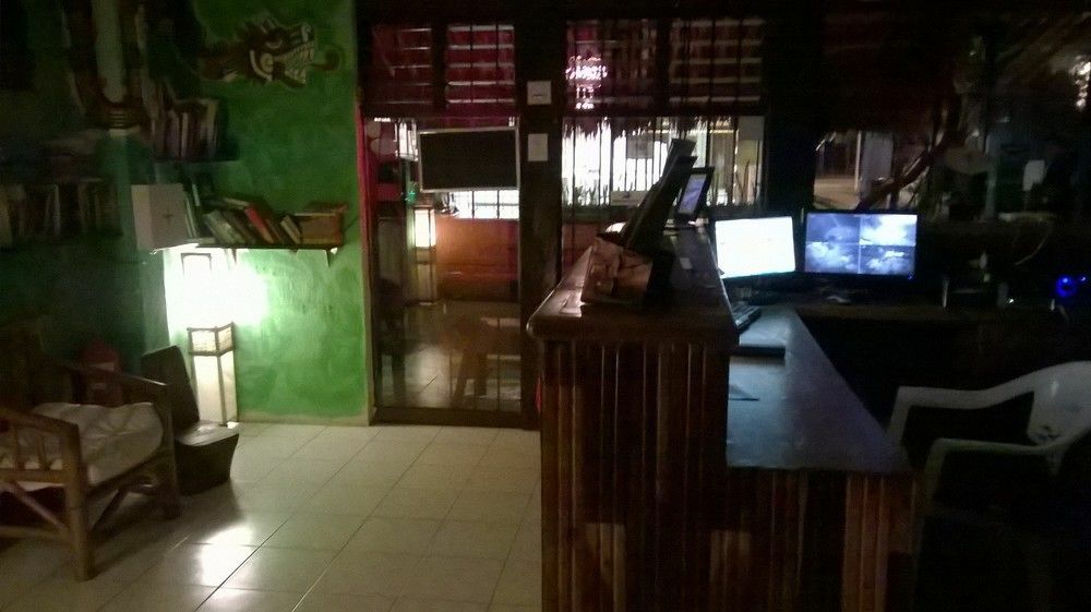 Maya Cha'An Guesthouse Cancún Eksteriør billede